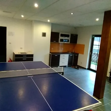 Apartamenty, Domki, Wedkowanie Feriegård