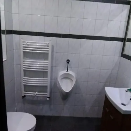 Apartamenty, Domki, Wedkowanie *